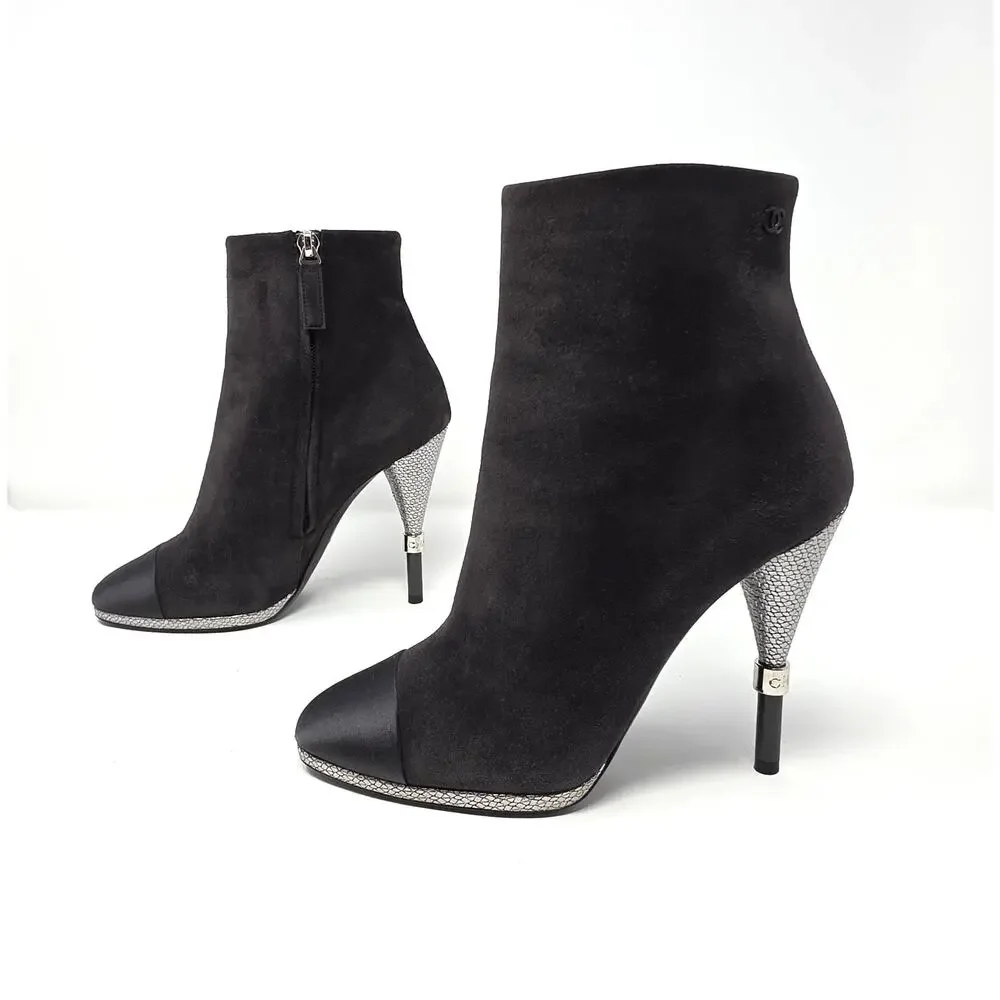 Chanel Suede Ankle Boots CC Logo Cap Toe Grey Black Silver Heels 37 6.5